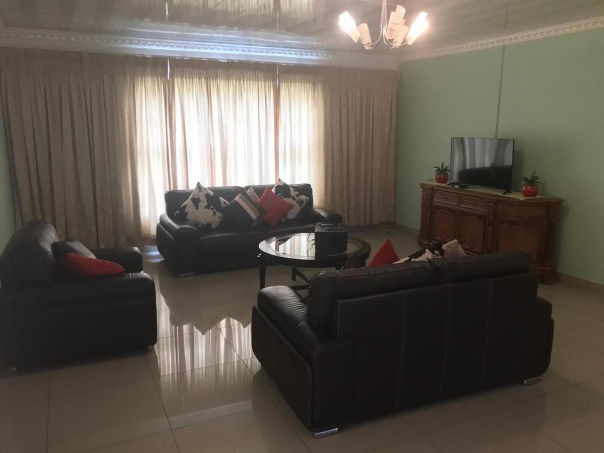 Sivande B&B Richards Bay Esterno foto